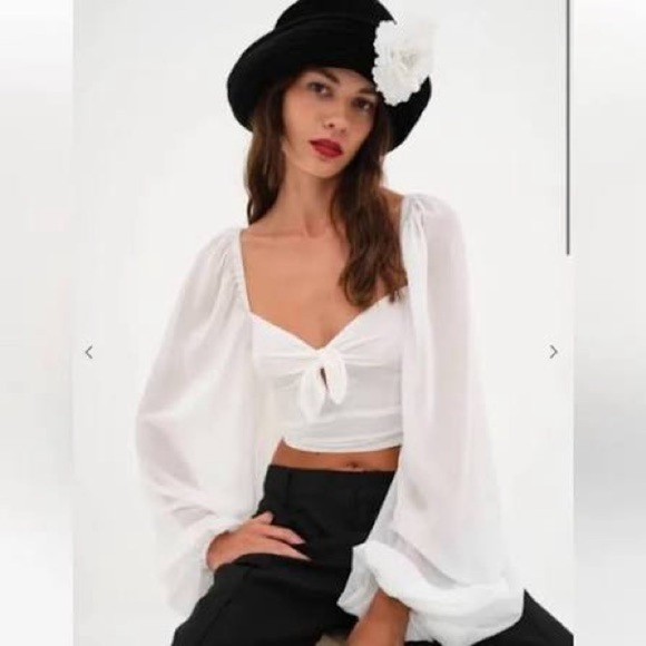 NWT For Love And Lemons White Crop Top - Picture 4 of 4